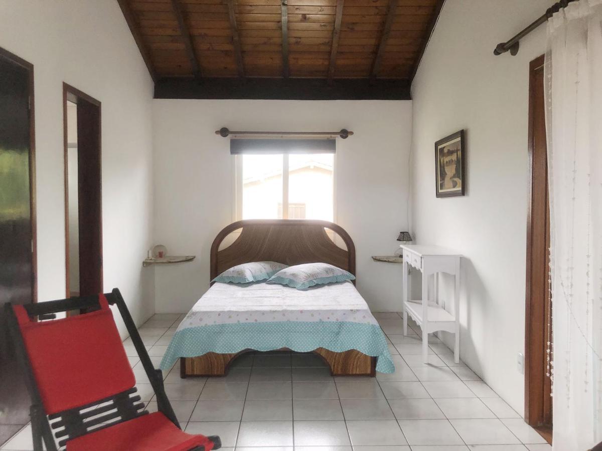 Casa Centro Garopaba 1 Suite C/ Sacada Bagian luar foto